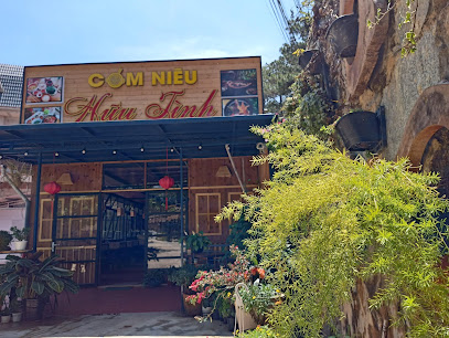 Cơm niêu Hữu Tình