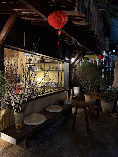 Tiệm Cà Phê Ô Cửa Mùa Đông