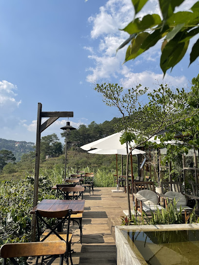 In The Forest Đà Lạt