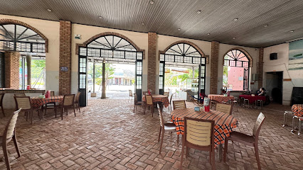 Nhà Hàng Bàu Nú 81