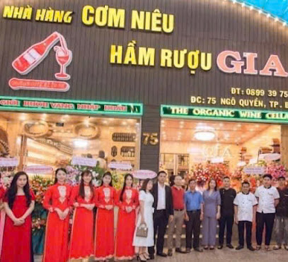 Nhà Hàng Cơm Niêu Hầm Rượu Gia