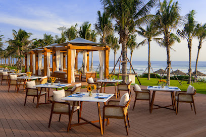 Tropicana Beach Club