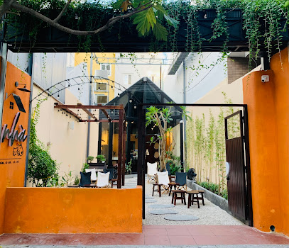 NHÀ - Có nắng, có gió, có chó coffee