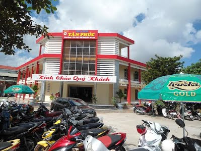 Nhà Hàng Tân Phúc