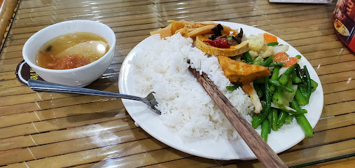 Quán chay bánh ướt, phở, cơm ngon Quảng Trị