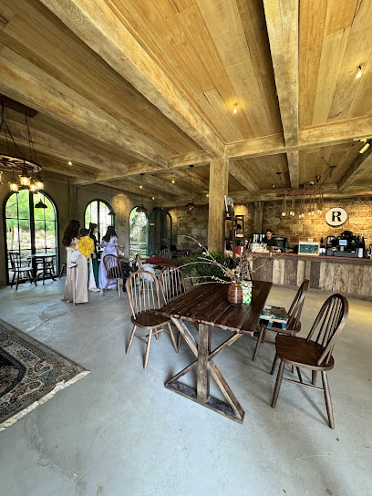 Rừng Cafe & Glamping