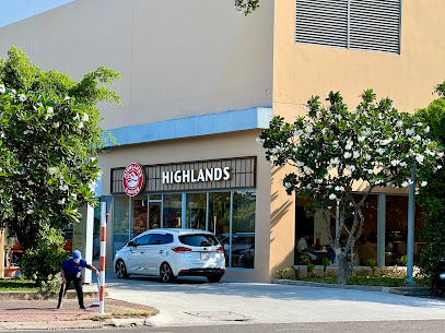Highlands Coffee - Trần Hưng Đạo