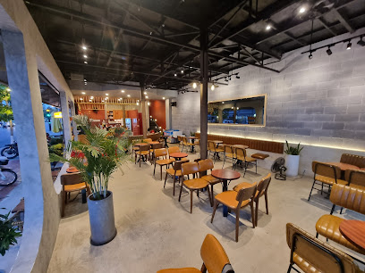 Hoàng Tuấn Coffee