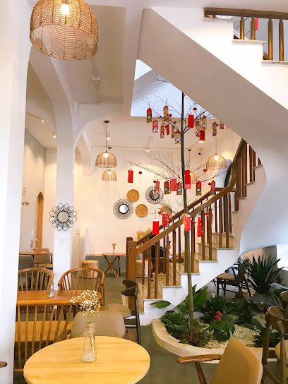 LE.E Tiệm Trà & Café