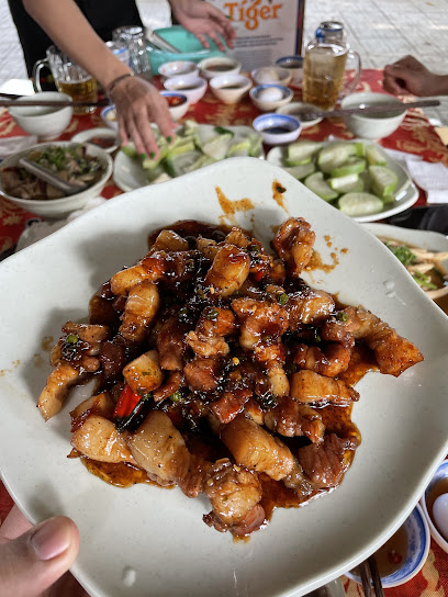 Quán Ăn Vườn Cau