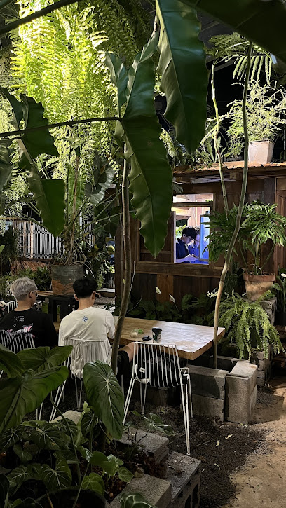 Tiệm cà phê Mười Chín Hai Mươi