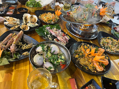 Nhà Hàng Tuấn Ngân