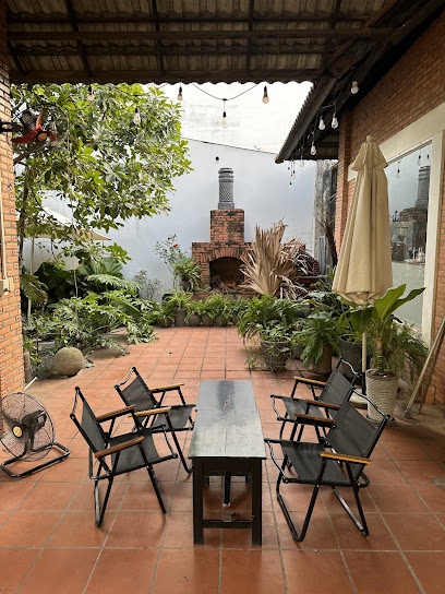 Nhã cà phê - Phan Trung