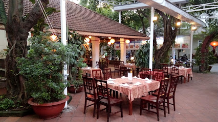 Thiết Mộc Lan Restaurant