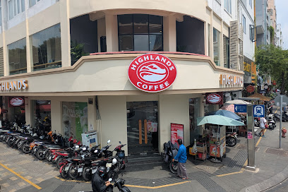 Highlands Coffee – Liberty Saigon Greenview