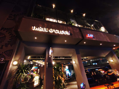 Three O’Clock Hồ Tùng Mậu