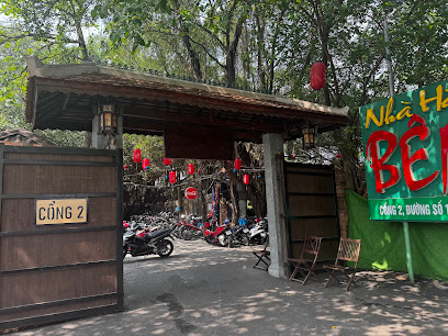 Nhà hàng Bên Sông