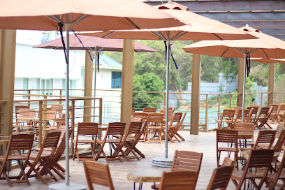 Tiệm cà phê Dốc Trong Hẻm