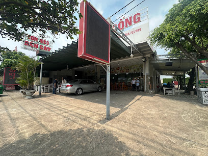 Cơm niêu Bến Cát