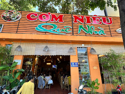 Cơm Niêu Quê Nhà