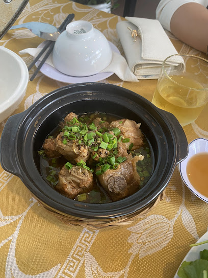 Cơm trưa văn phòng 9 Hòn