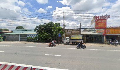 Quán Cơm Văn Phòng Nhà Gỗ