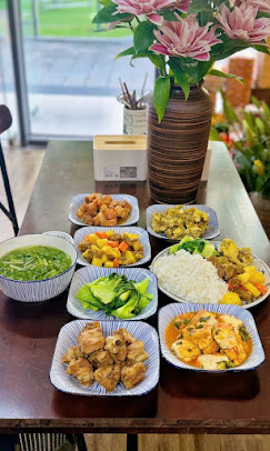 CƠM VĂN PHÒNG , CƠM BÀ ĐÀ