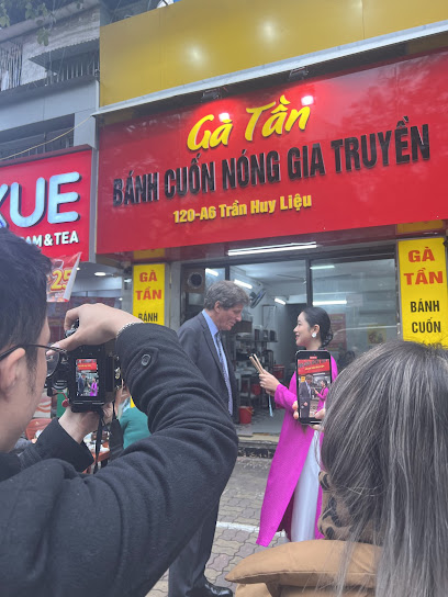 Bánh cuốn gia truyền