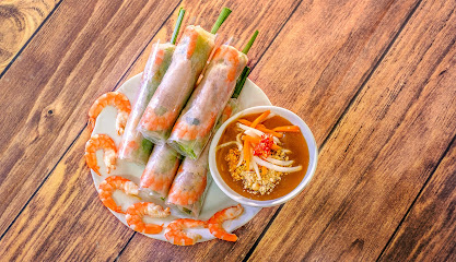 Gỏi Cuốn Tôm Nhảy