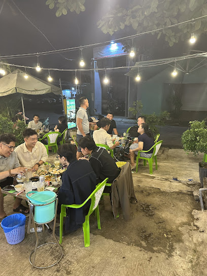 QUÁN NHẬU NĂM ZUI