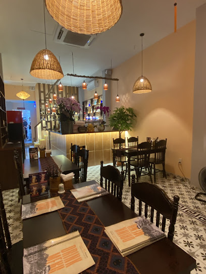 Phở Gà - Bánh Mì - Xôi Pate Madam Thảo