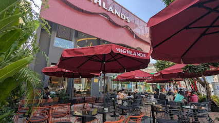Highlands Coffee Nguyễn Kiệm - Phú Nhuận