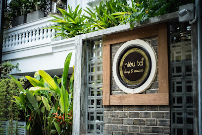 Niêu Ta Lounge & Restaurant