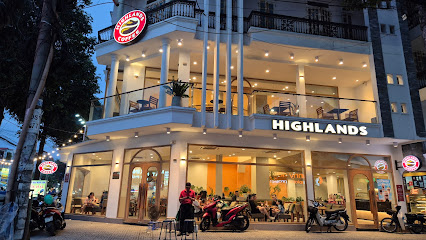 Highlands Coffee Tên Lửa HCM