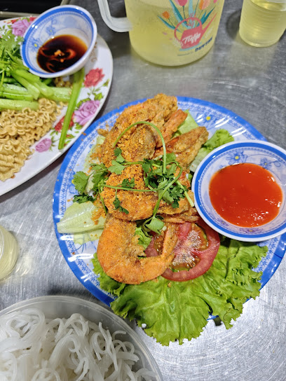 Quán Sáu Hiếu