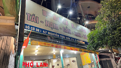 Quán Phở Lan