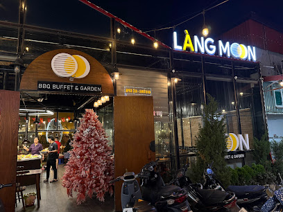 Làng Moon