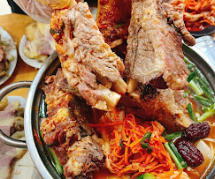 Siêu Lẩu - Sườn Khổng Lồ