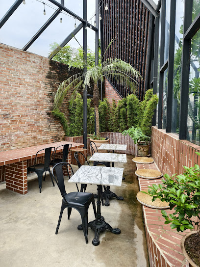 1986 Cafe & Bakes - 33 Đinh Tiên Hoàng