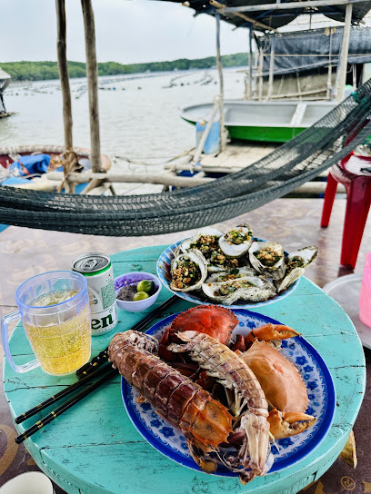 Bè hải sản Su Su