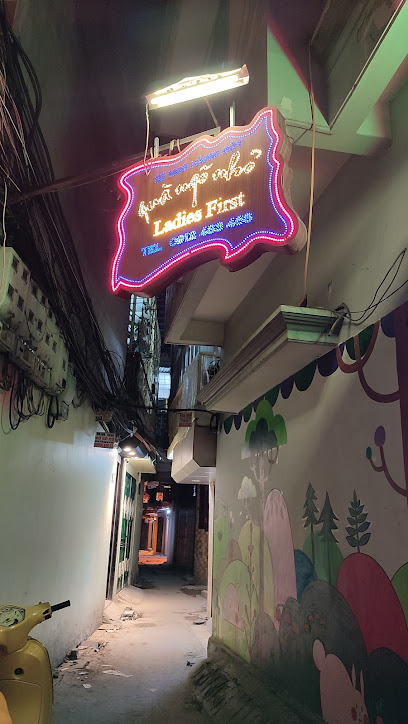 Ẩm Thực Quà Ngõ Nhỏ