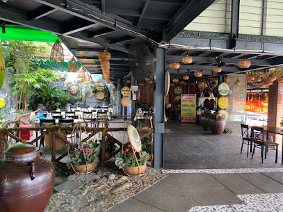 Nhà Hàng Làng Vũ Đại